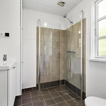 4 Bedroom Gorgeous In * Hemmet