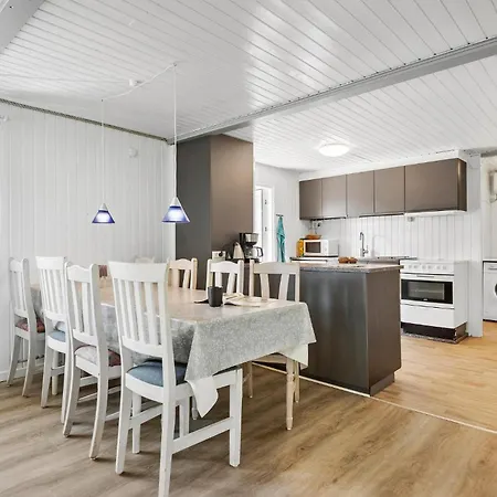 Nyaraló 4 Bedroom Gorgeous In *