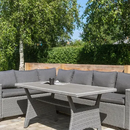 4 Bedroom Gorgeous In *